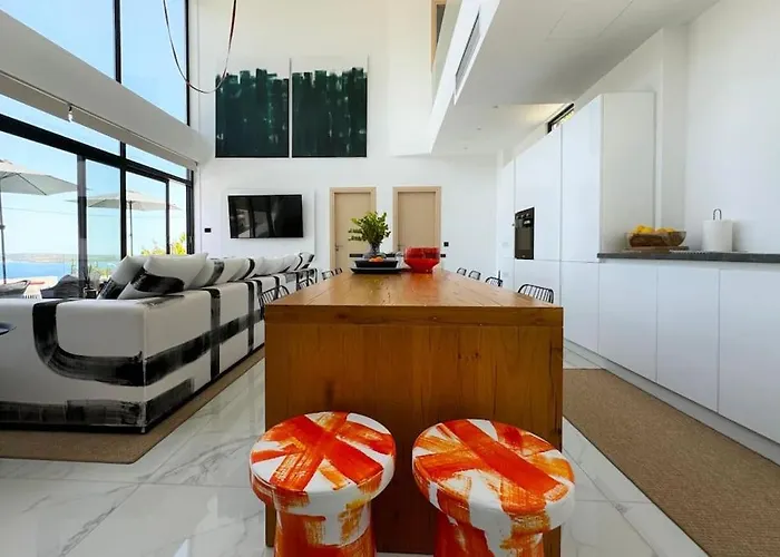 Casa Athena In