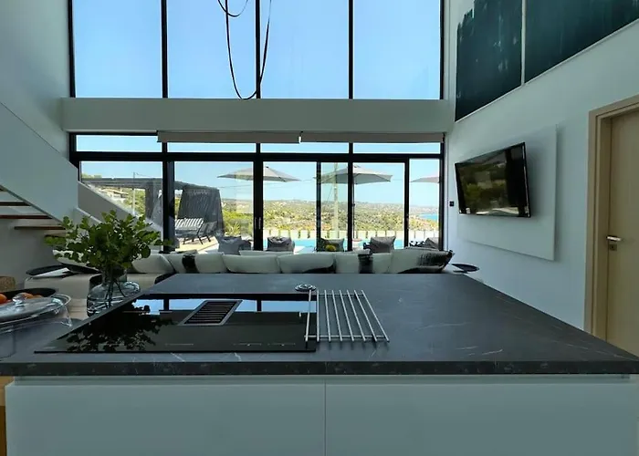 Casa Athena In *