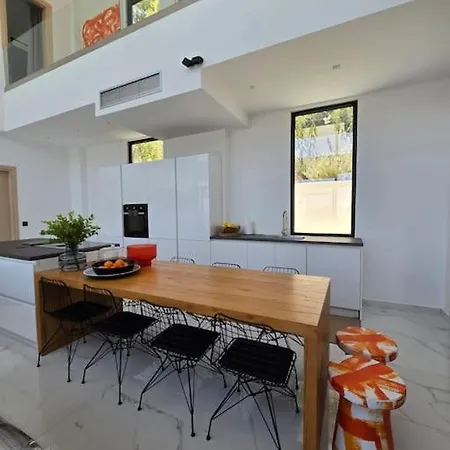 Villa Casa Athena In *